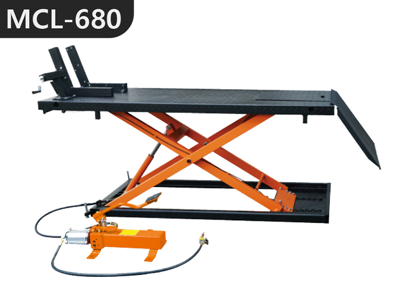 Motor Cycle Lift MCL-680